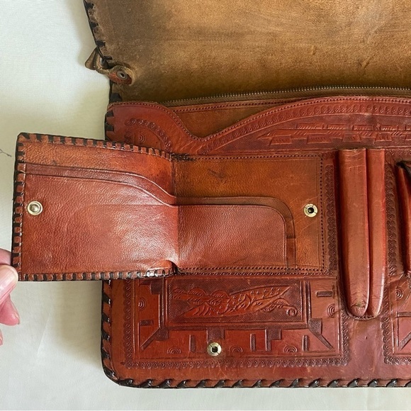 VINTAGE 1950s Hand Tooled Leather Satchel Purse Bag Mexico - Picture 6 of 16